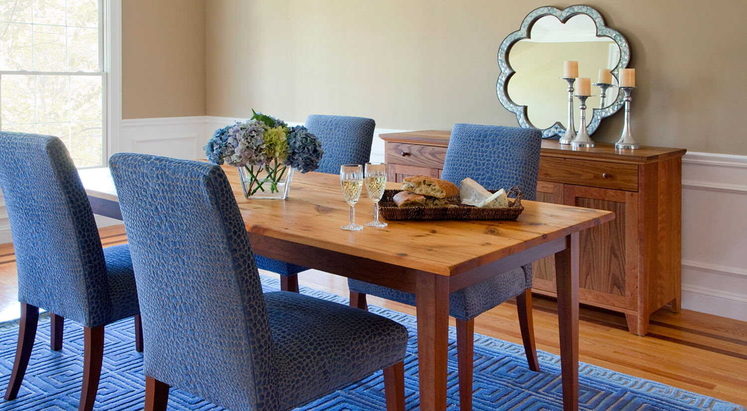Circle Furniture - Comfortable Dining Chairs: What to Look for and Our